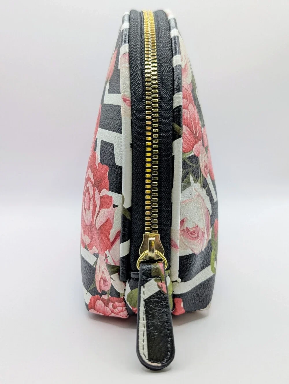 Betsey Johnson Cosmetic Bag & Sakura Bath & Body Gift Set NWOT